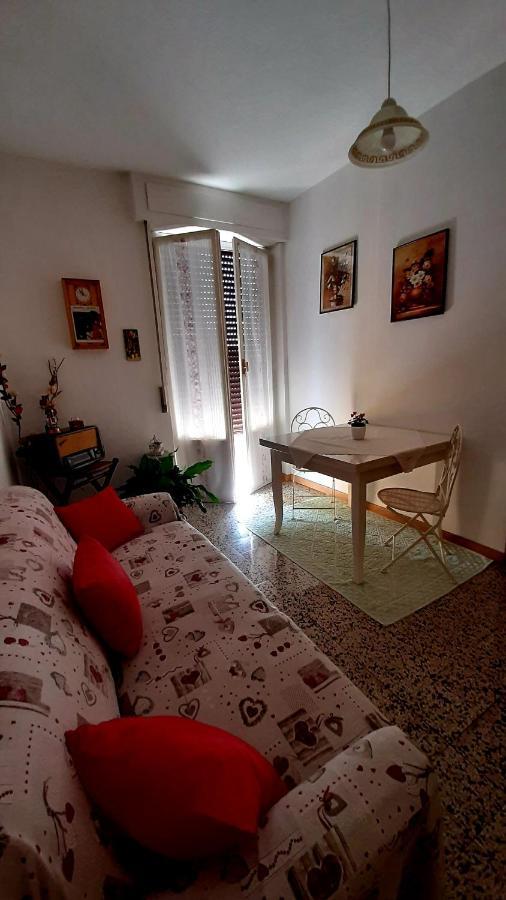 B&B Rosa Samarate Ngoại thất bức ảnh